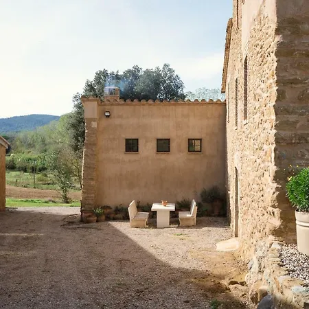 Masia Baix Emporda Monells
